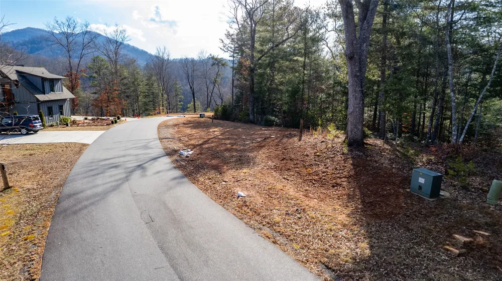 46 Amberleaf Way Cullowhee, NC 28723