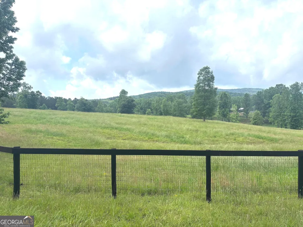 485 Debord DR Waleska, GA 30183