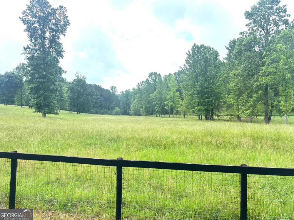 485 Debord DR Waleska, GA 30183