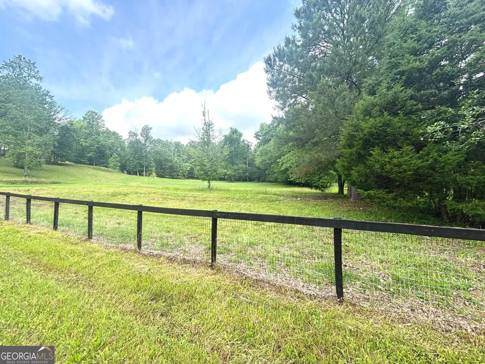 485 Debord DR Waleska, GA 30183