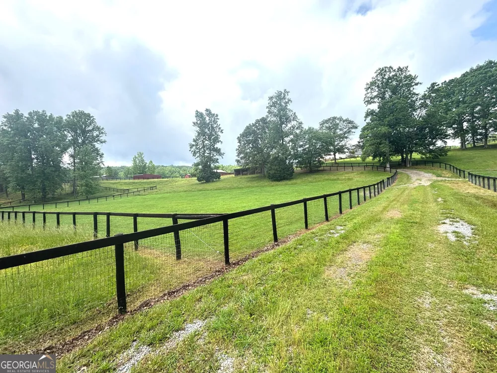 485 Debord DR Waleska, GA 30183