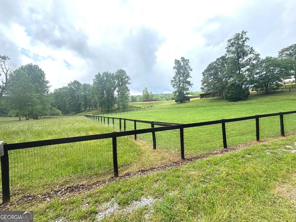 485 Debord DR Waleska, GA 30183
