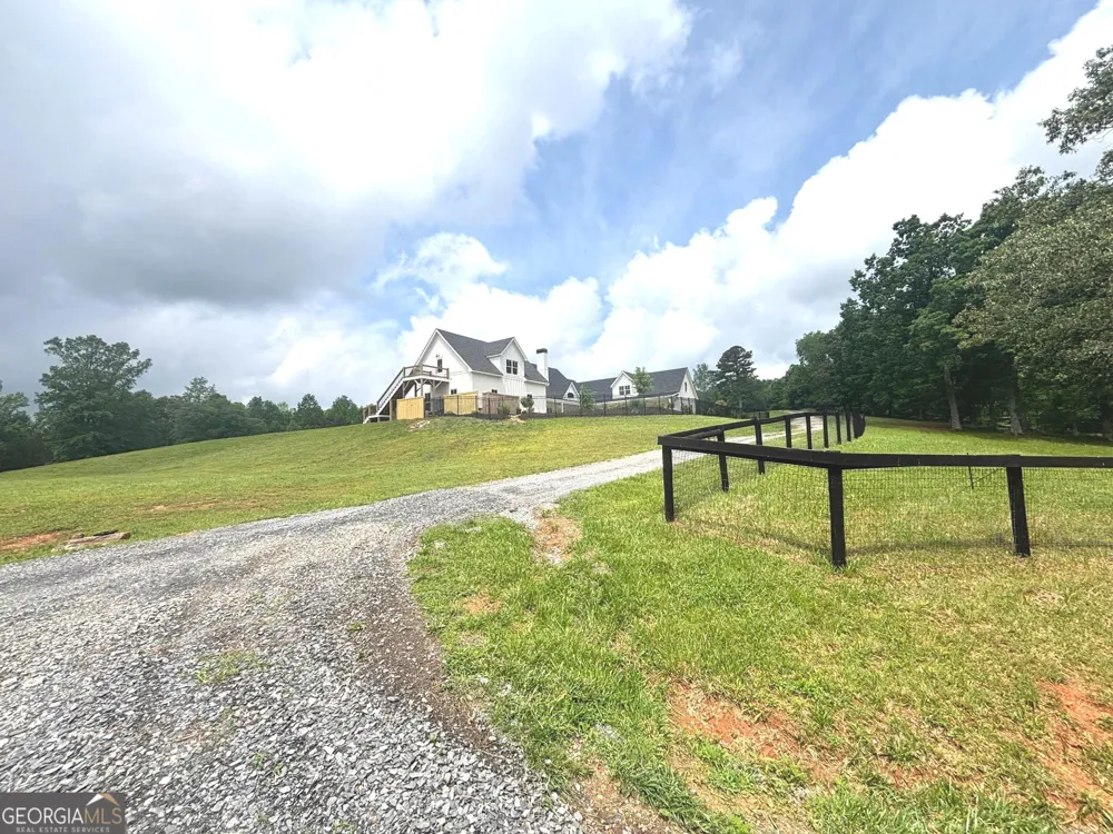485 Debord DR Waleska, GA 30183