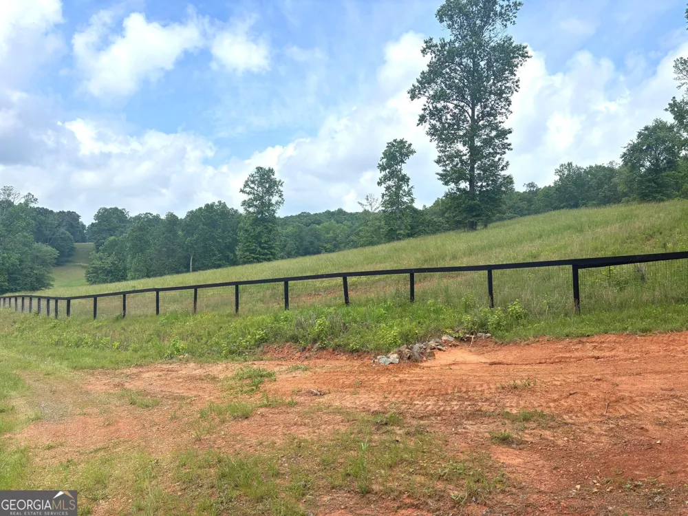 387 Debord DR Waleska, GA 30183