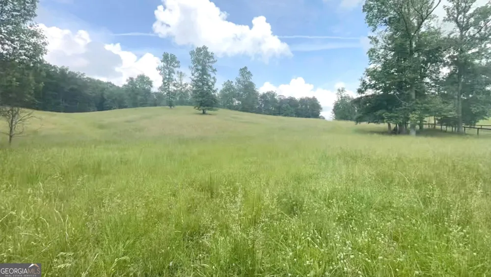 387 Debord DR Waleska, GA 30183
