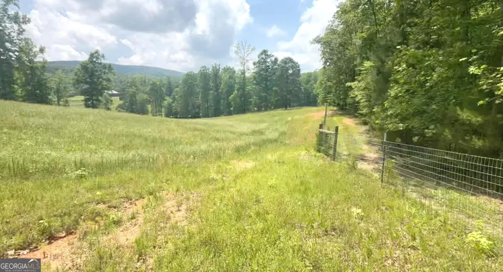 387 Debord DR Waleska, GA 30183
