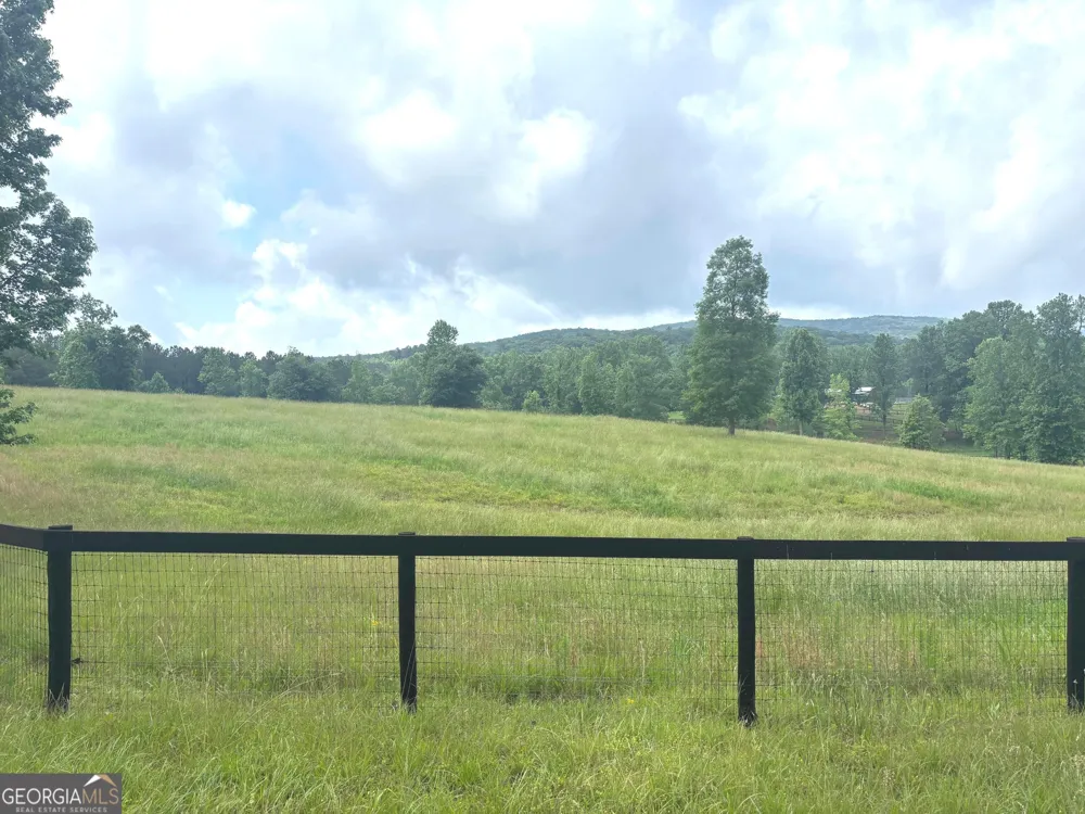 349 Debord DR Waleska, GA 30183