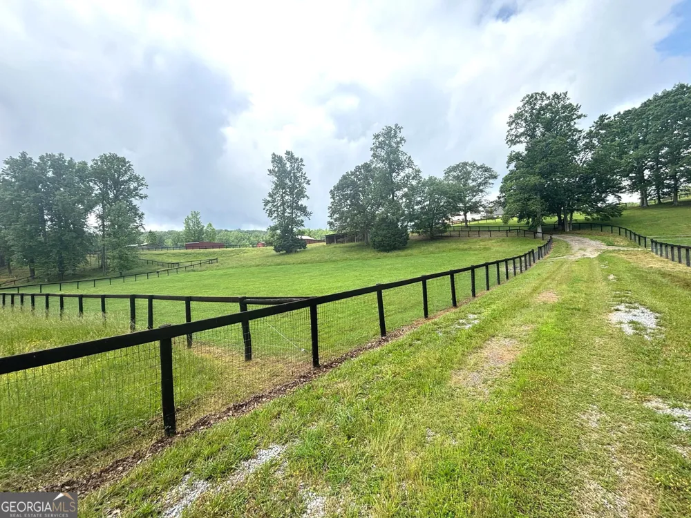 349 Debord DR Waleska, GA 30183