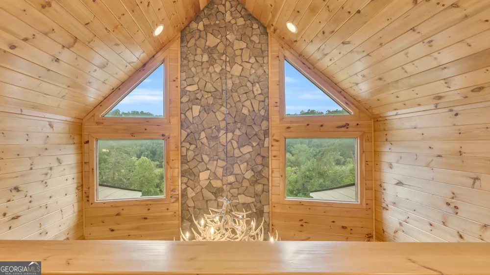 661 Toccoa River FRST Mineral Bluff, GA 30559