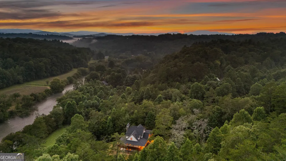 661 Toccoa River FRST Mineral Bluff, GA 30559