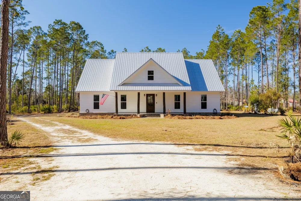 219 Buck Griffis RD Homerville, GA 31634