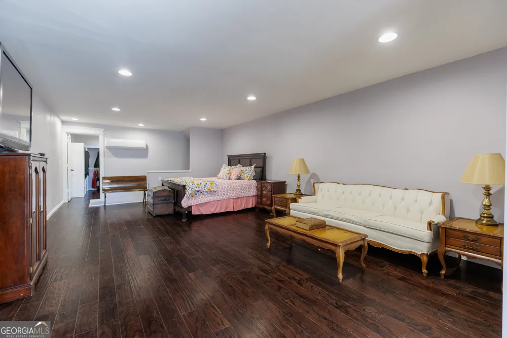 219 Buck Griffis RD Homerville, GA 31634