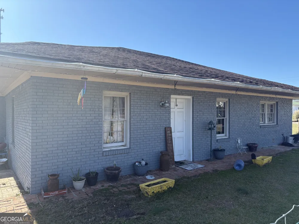 1148 Savannah HWY Sylvania, GA 30467