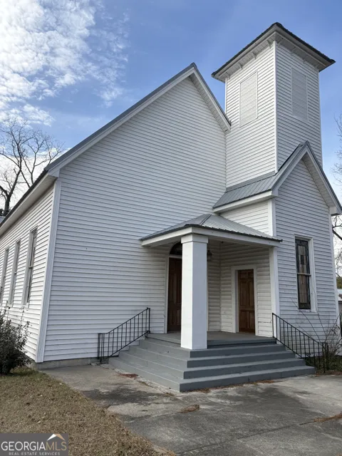 65 Central ST N