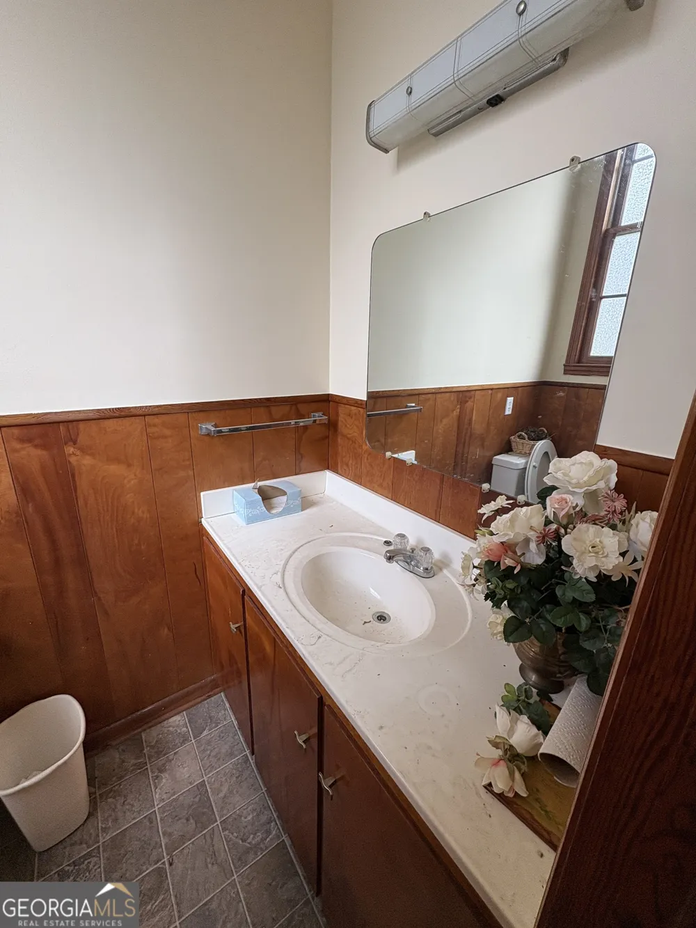 65 Central ST N Rhine, GA 31077