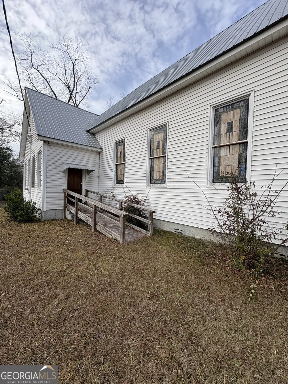 65 Central ST N Rhine, GA 31077