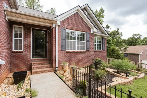 137 Bristol Woods DR