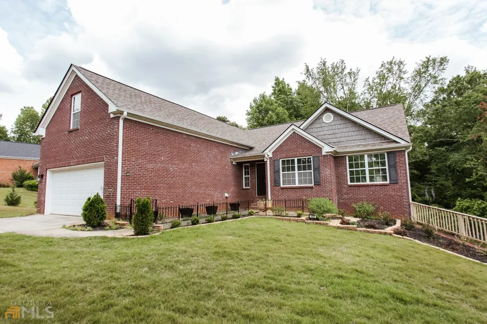 137 Bristol Woods DR Athens, GA 30606
