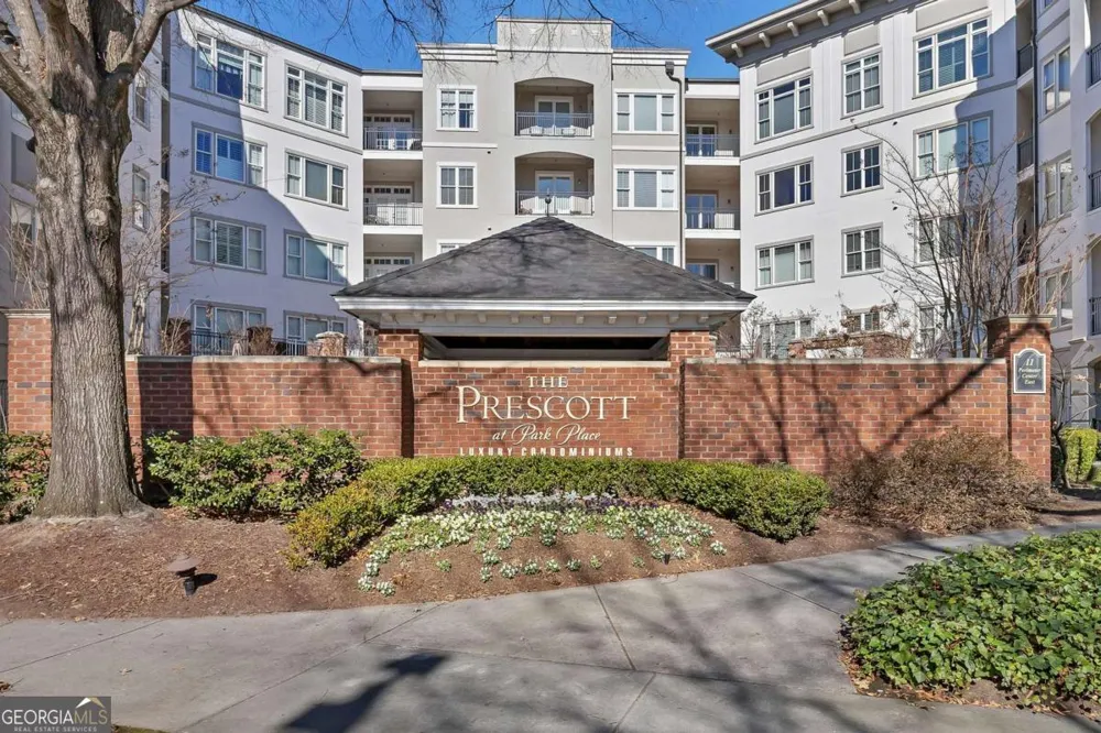 11 Perimeter CTR E Dunwoody, GA 30346