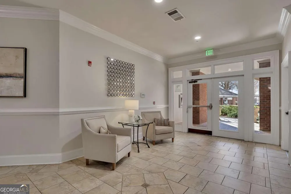 11 Perimeter CTR E Dunwoody, GA 30346