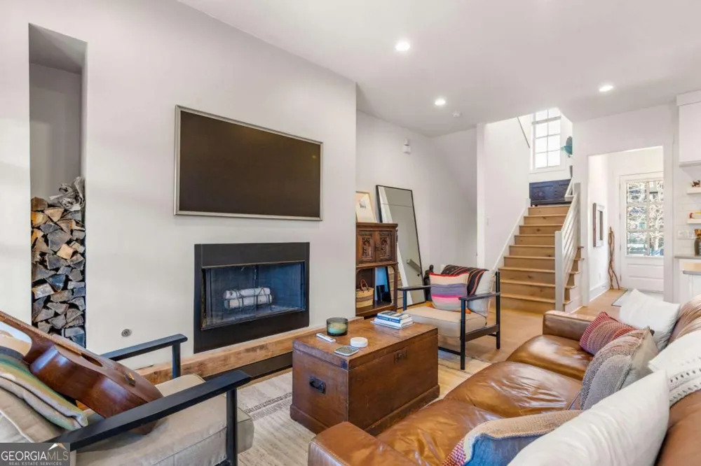 113 Ray WAY Chattahoochee Hills, GA 30268