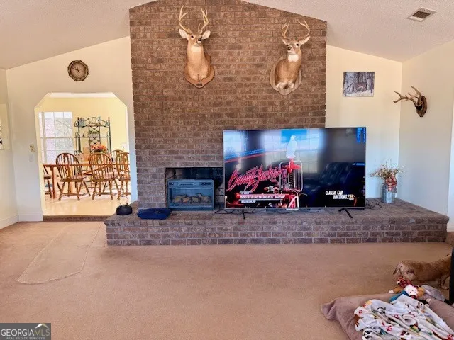 1431 Community RD Glennville, GA 30427