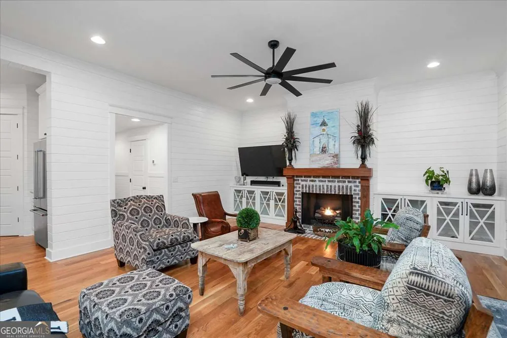 2942 Salem RD Watkinsville, GA 30677