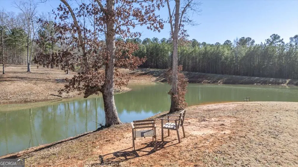 2942 Salem RD Watkinsville, GA 30677