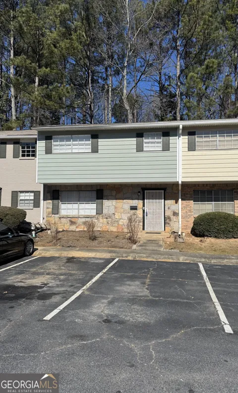 4701 Flat Shoals RD