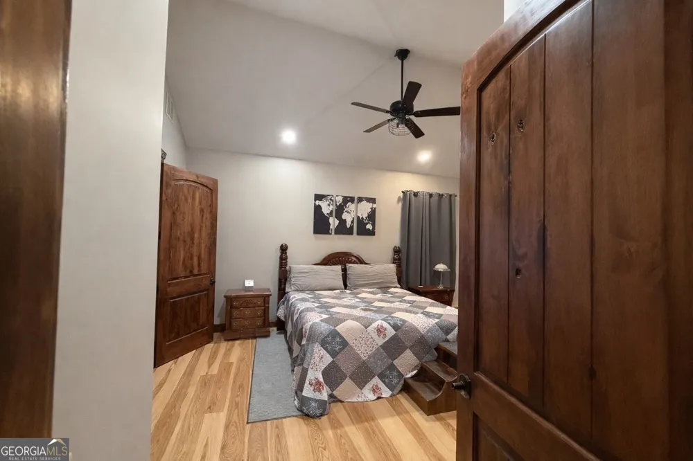 3331 Gumlog RD Young Harris, GA 30582