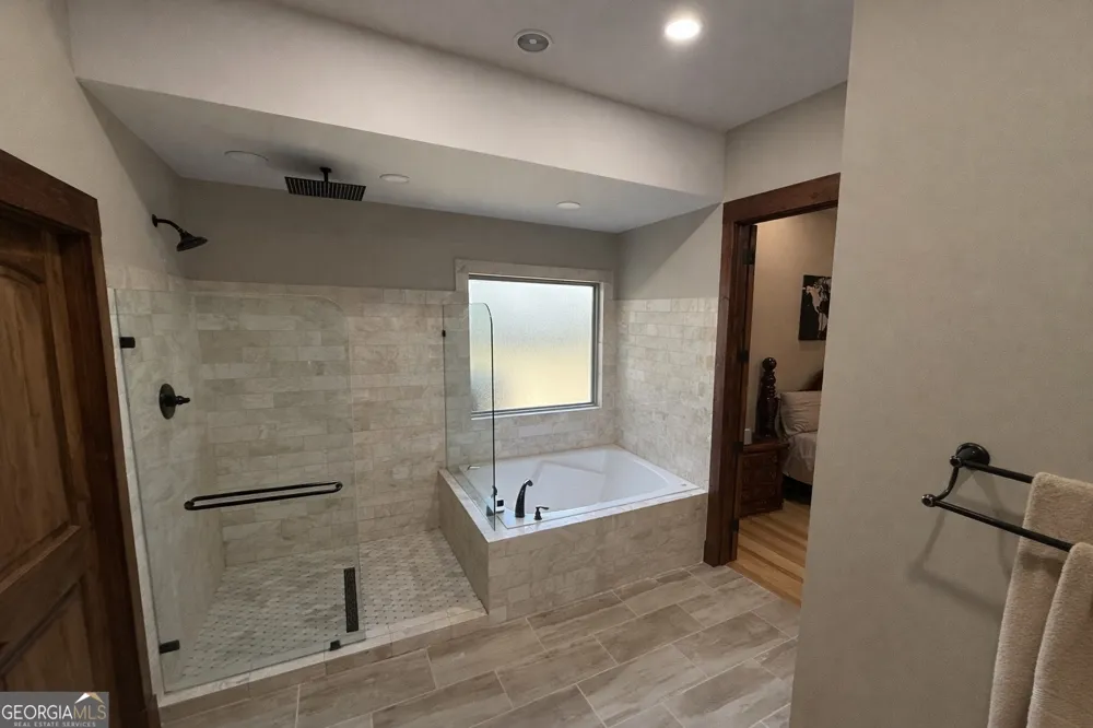3331 Gumlog RD Young Harris, GA 30582