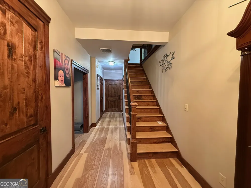 3331 Gumlog RD Young Harris, GA 30582