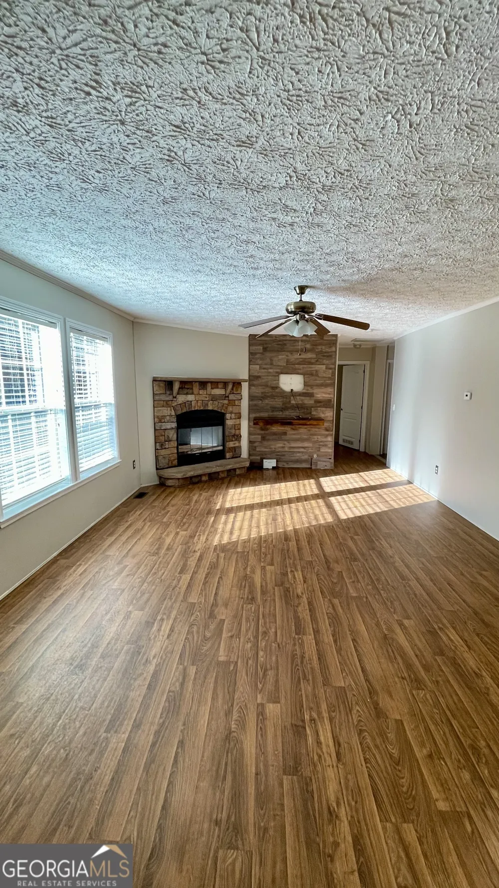 21 Ruby RD Hawkinsville, GA 31036