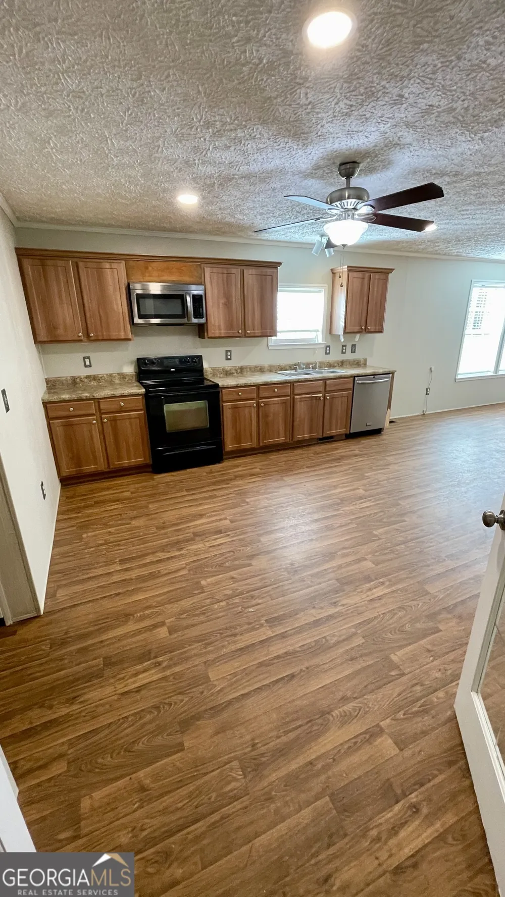 21 Ruby RD Hawkinsville, GA 31036