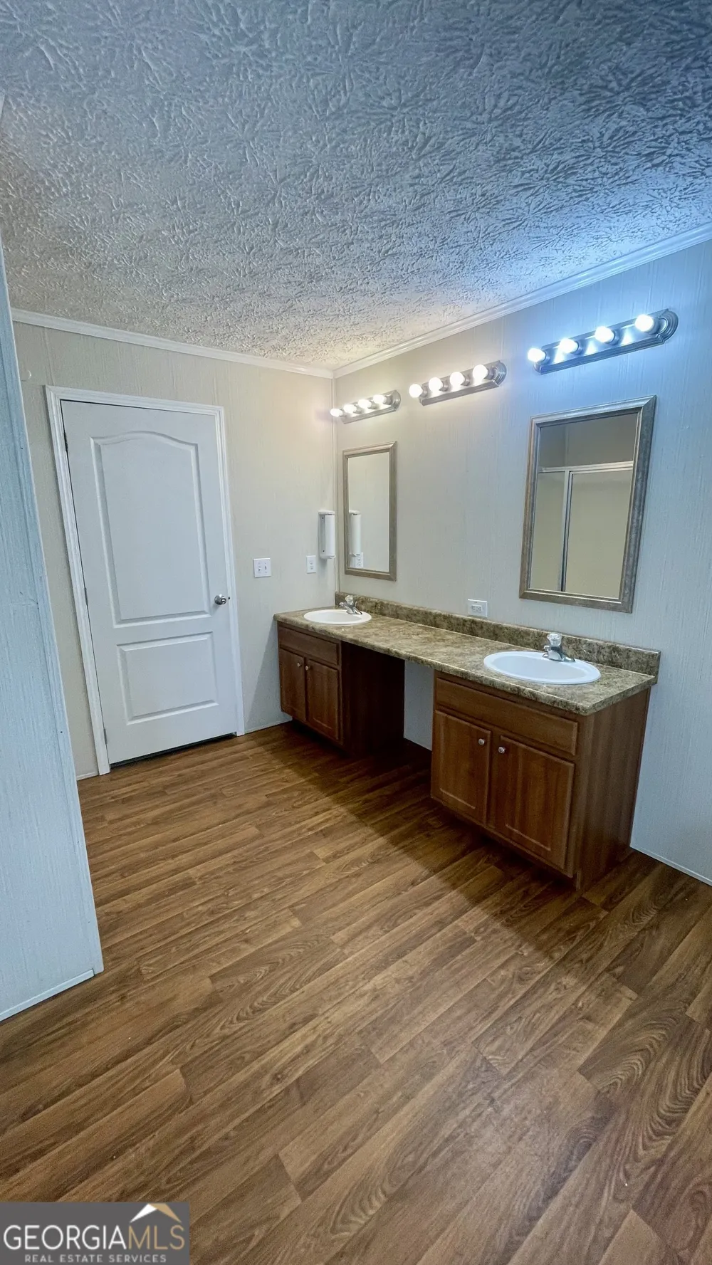 21 Ruby RD Hawkinsville, GA 31036
