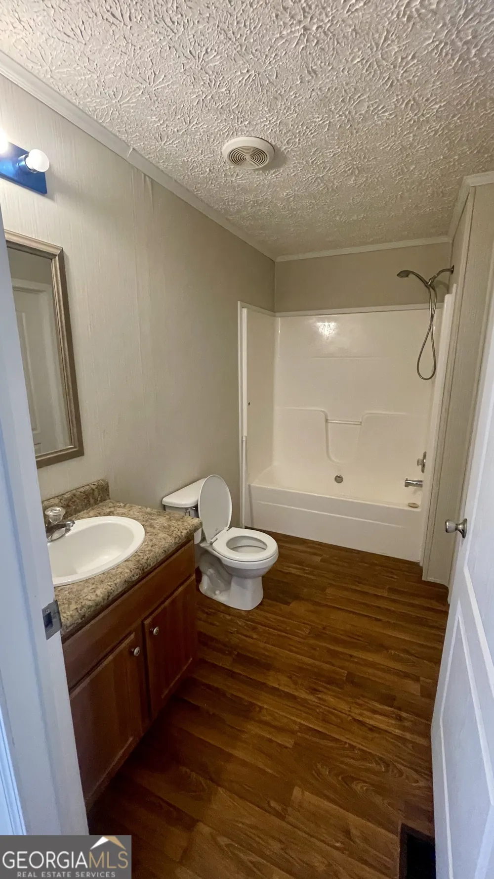 21 Ruby RD Hawkinsville, GA 31036