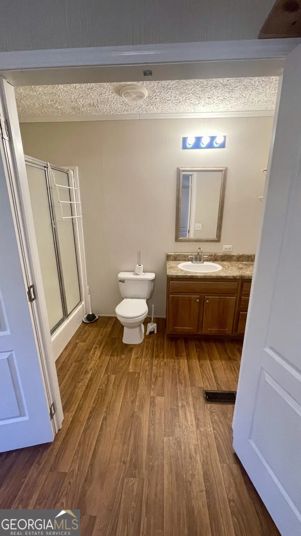 21 Ruby RD Hawkinsville, GA 31036