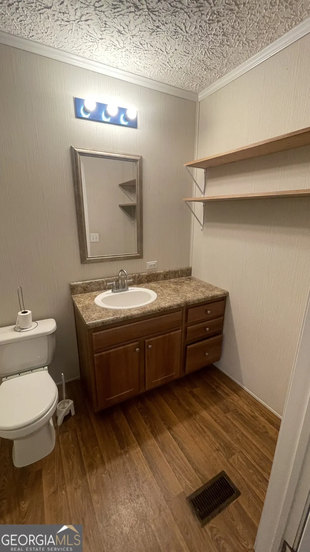 21 Ruby RD Hawkinsville, GA 31036