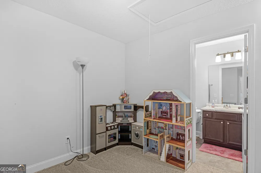 47 Gambrell RD Hinesville, GA 31313