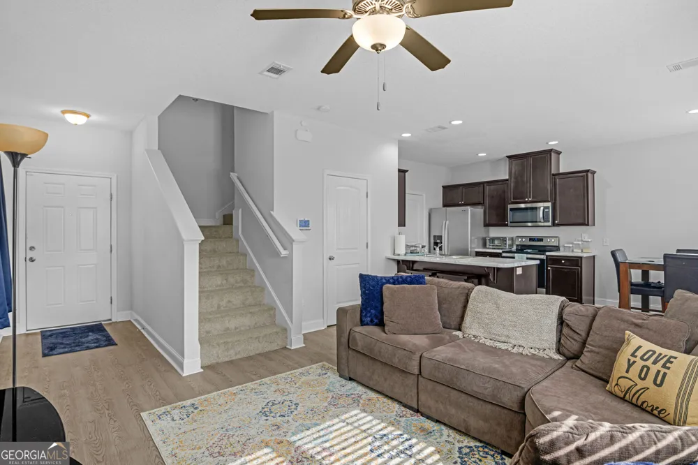 47 Gambrell RD Hinesville, GA 31313