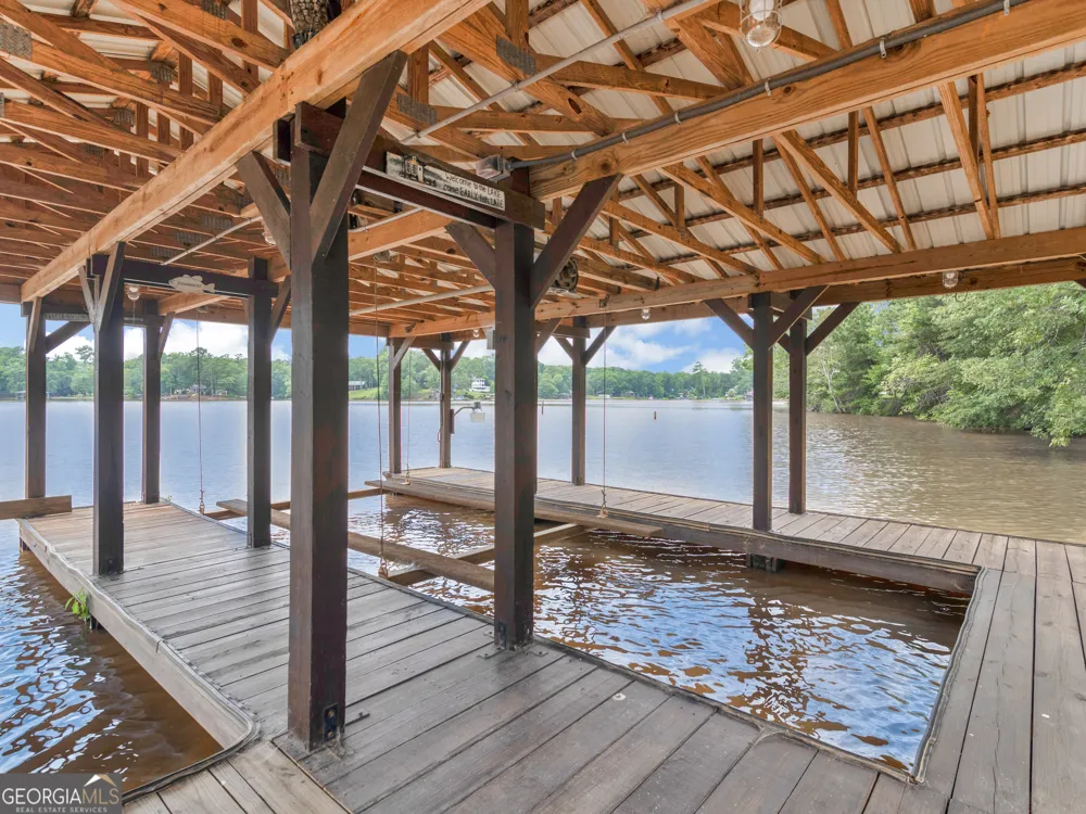 800 Rocky Point RD Covington, GA 30014