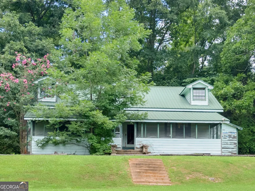 800 Rocky Point RD Covington, GA 30014