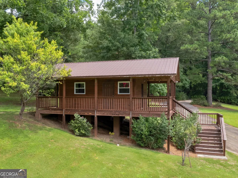 800 Rocky Point RD Covington, GA 30014