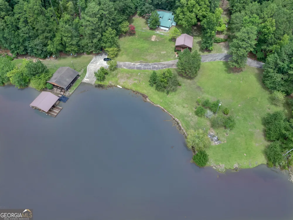 800 Rocky Point RD Covington, GA 30014