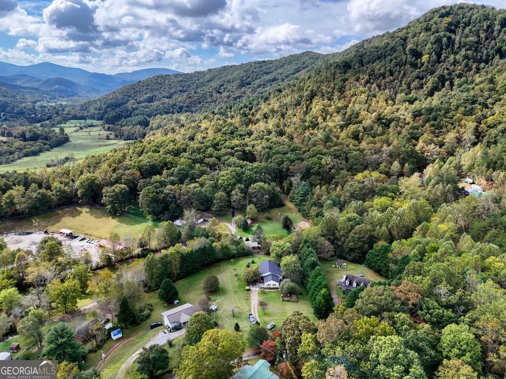 2726 Deer Run DR Hiawassee, GA 30546