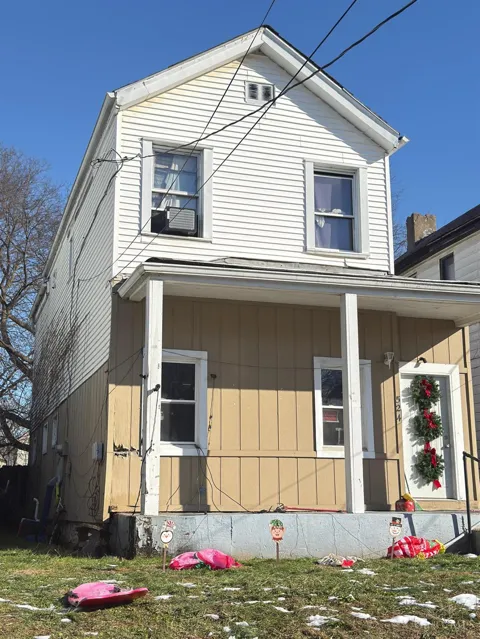 524 Maple Street