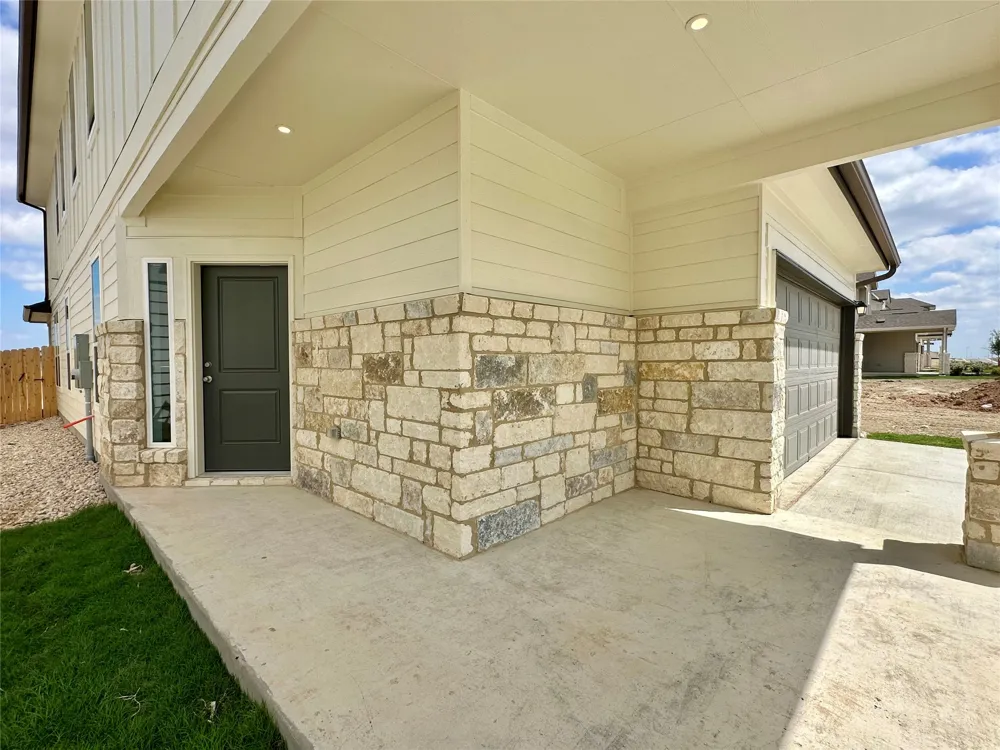 404 Young Street Buda, TX 78610