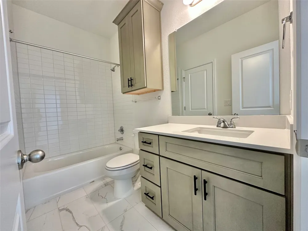 404 Young Street Buda, TX 78610