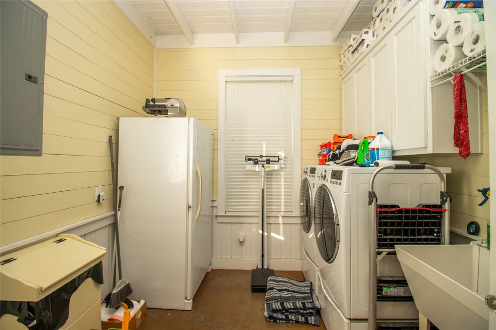 4237 County Road 330 Burnet, TX 78611