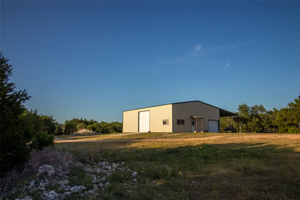 4237 County Road 330 Burnet, TX 78611